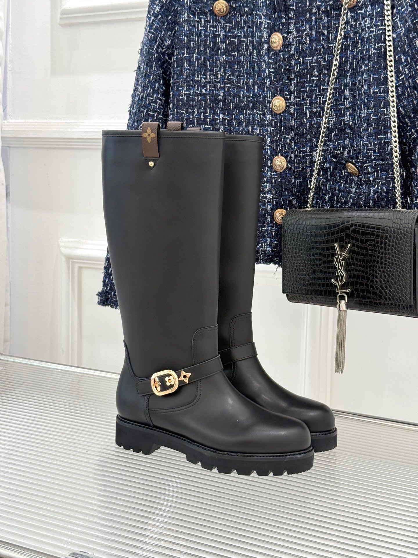 LV 26s Citizen High Boots Flat Leather 174943
