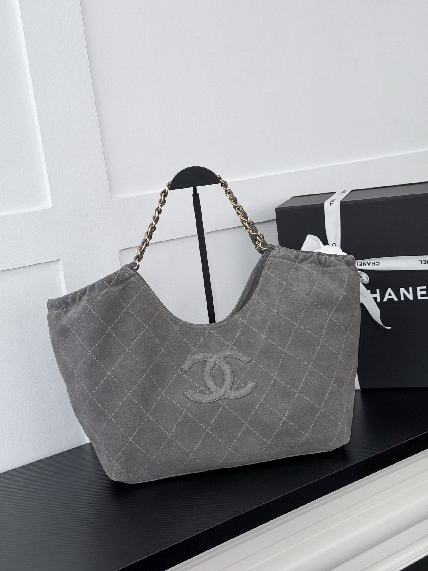 Chanel 2026 Quilted Neo Cabas Shopping Tote Bag 44cm Suede Leather