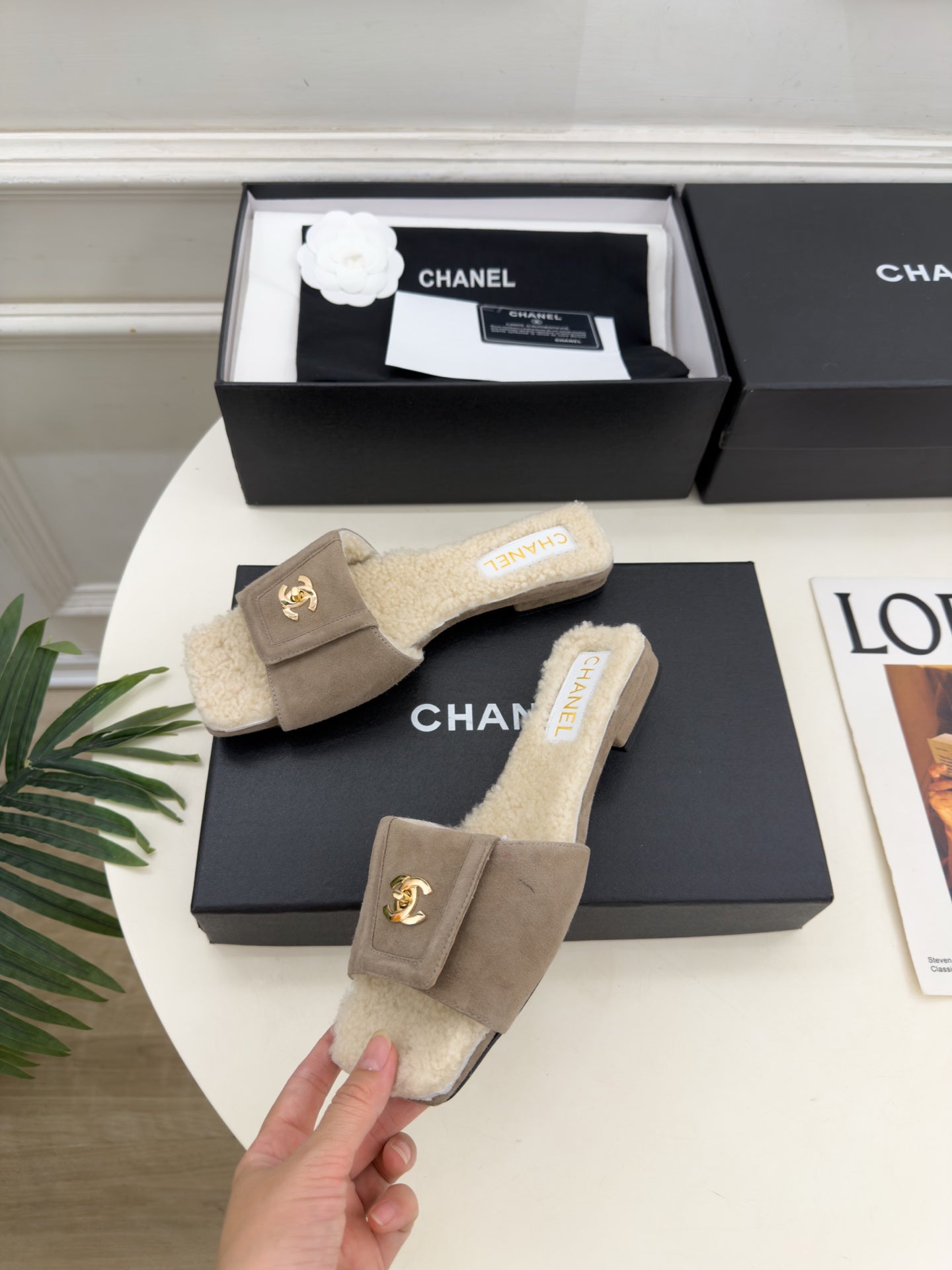 CC Shearling CC-Logo Flat Slide Suede Leather 164890