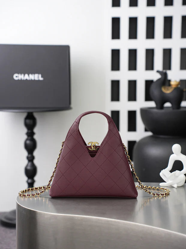 Chanel 2026 Shopping Bag 23cm Calfskin And Gold-tone