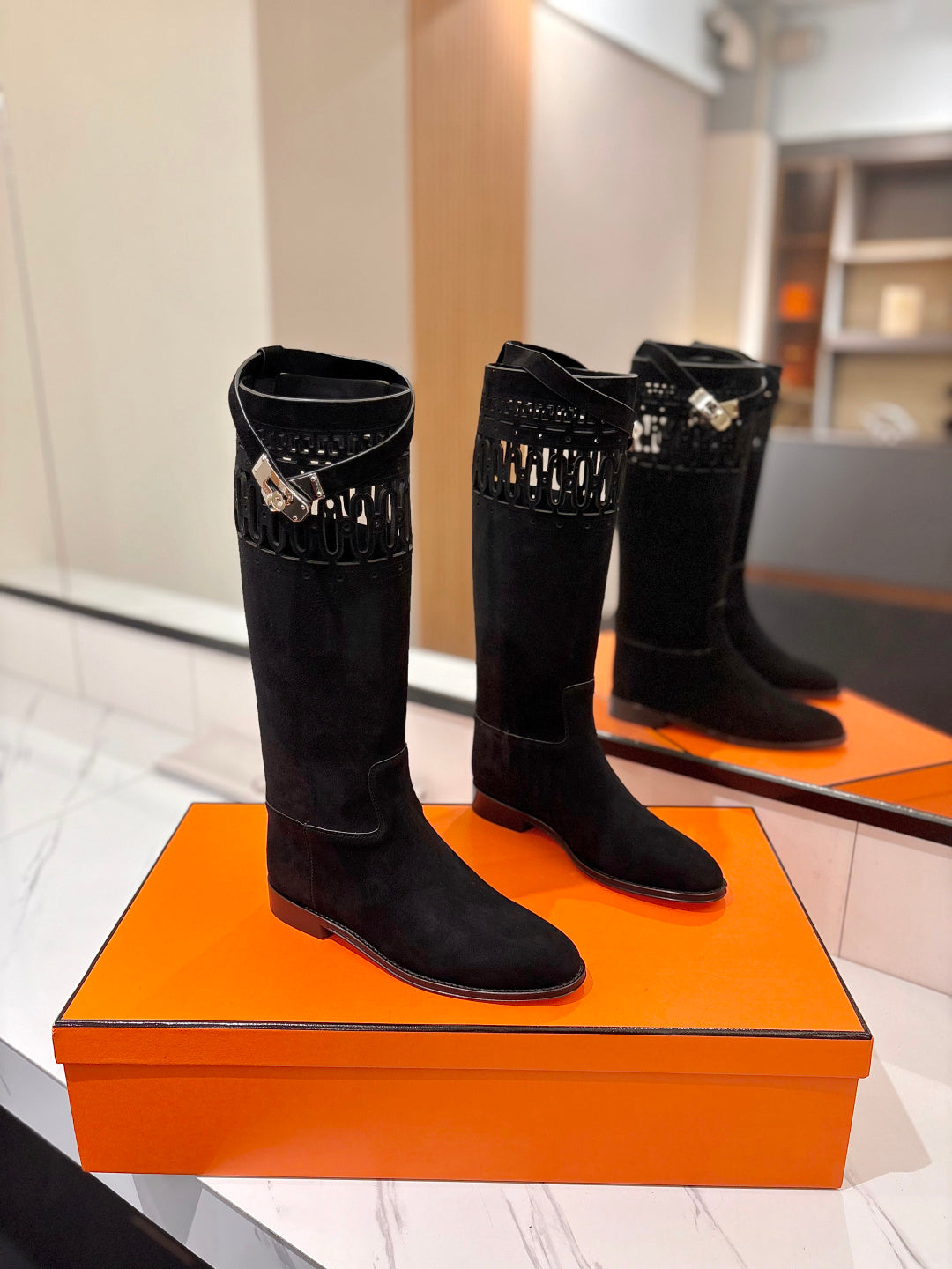 HM 26s Jumping Boots  Calfskin Suede 993416