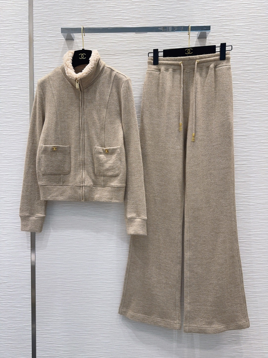 Chanel 26s Black Shearling-Collar Knit Zip-Up Jacket and Wide-Leg Pants Set 560383