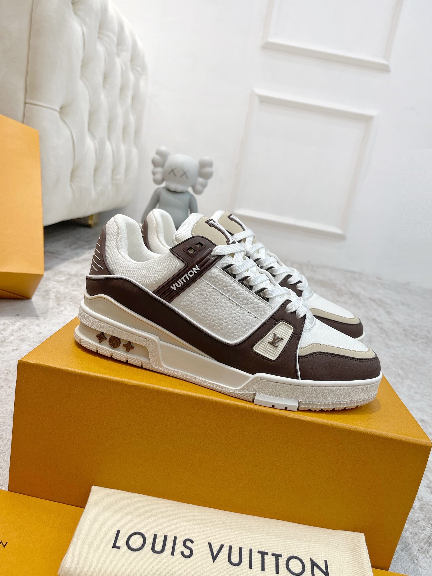 LV 26s Trainer Sneaker Monogram-embossed Calskin 988742