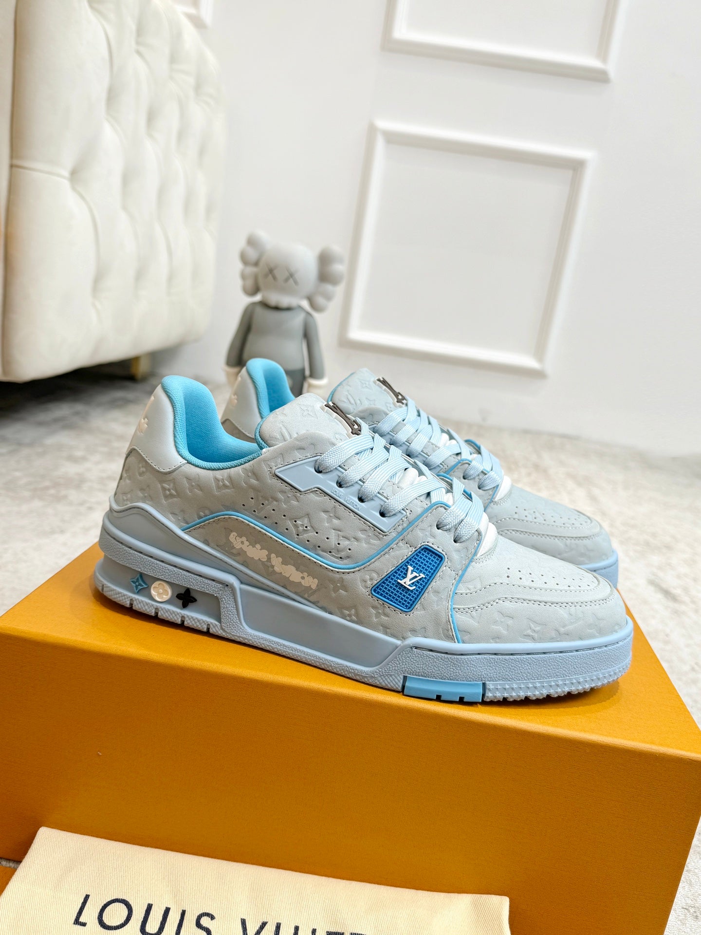 LV 26s Trainer Sneaker Monogram-embossed Calskin 988742