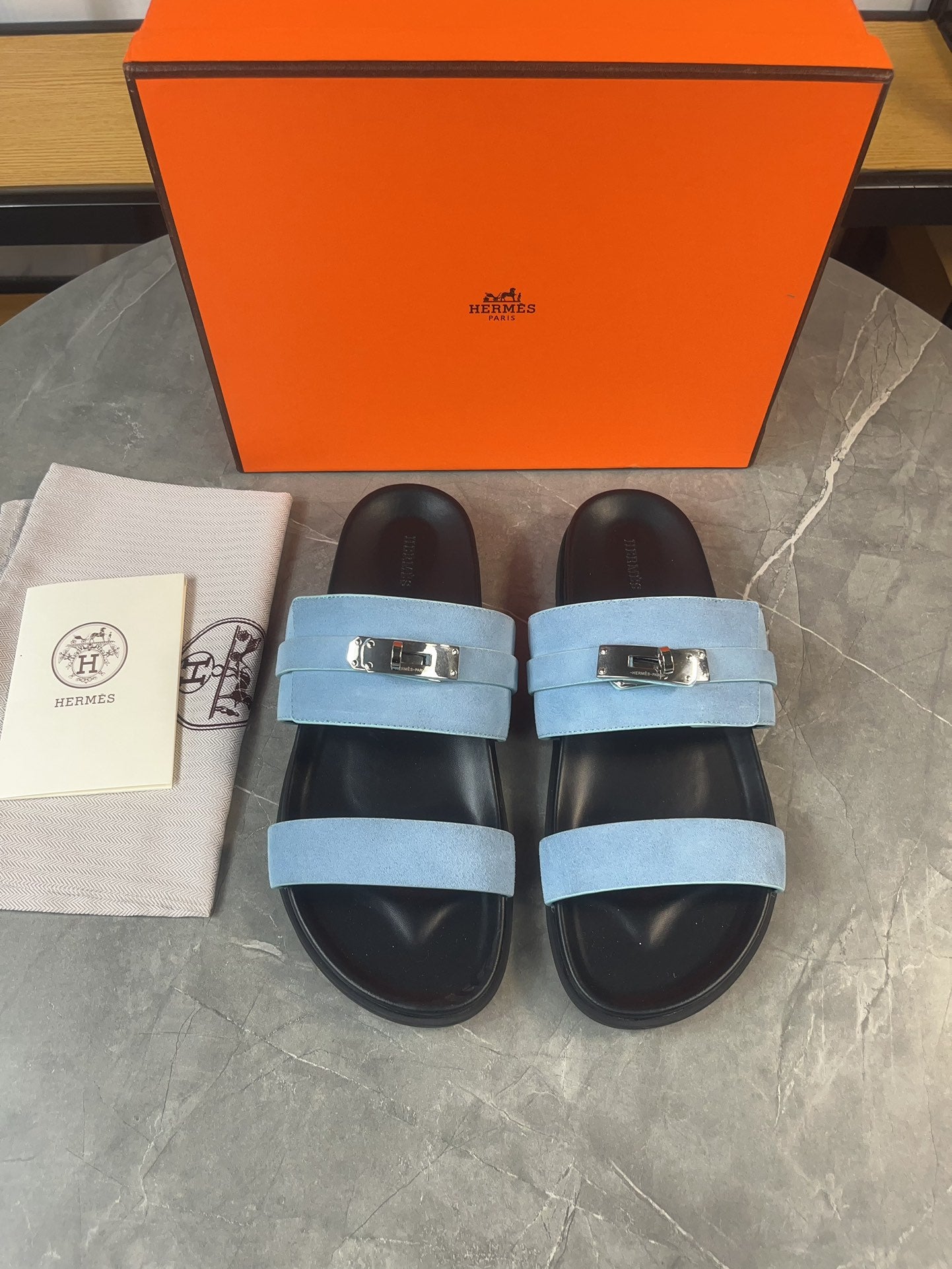 HM 26s Extra Chypre Leather 936491