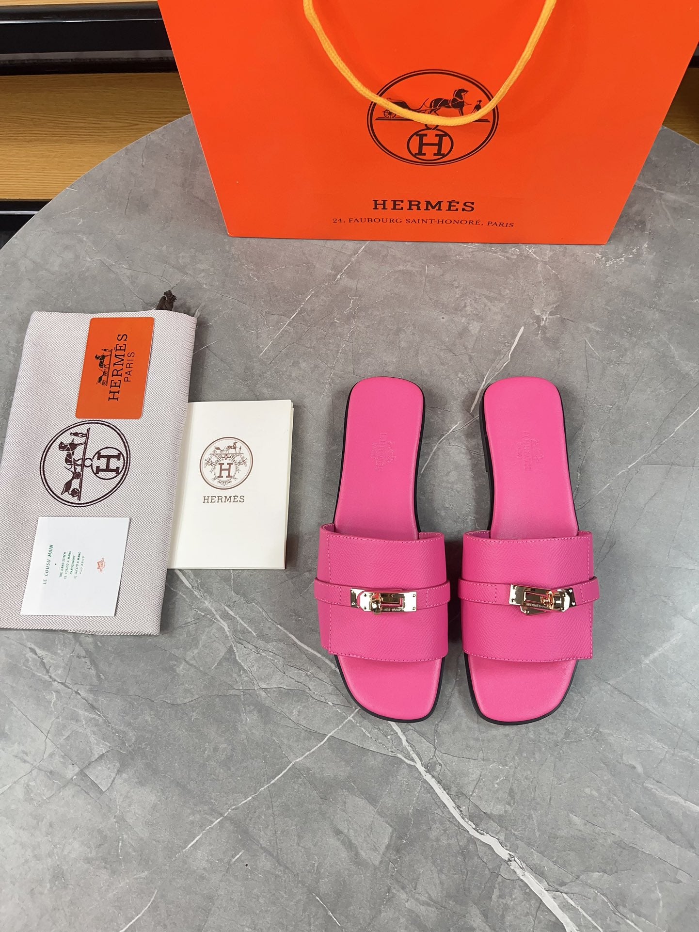 HM 26s Giulia Sandal Kelly Buckle Leather 936453
