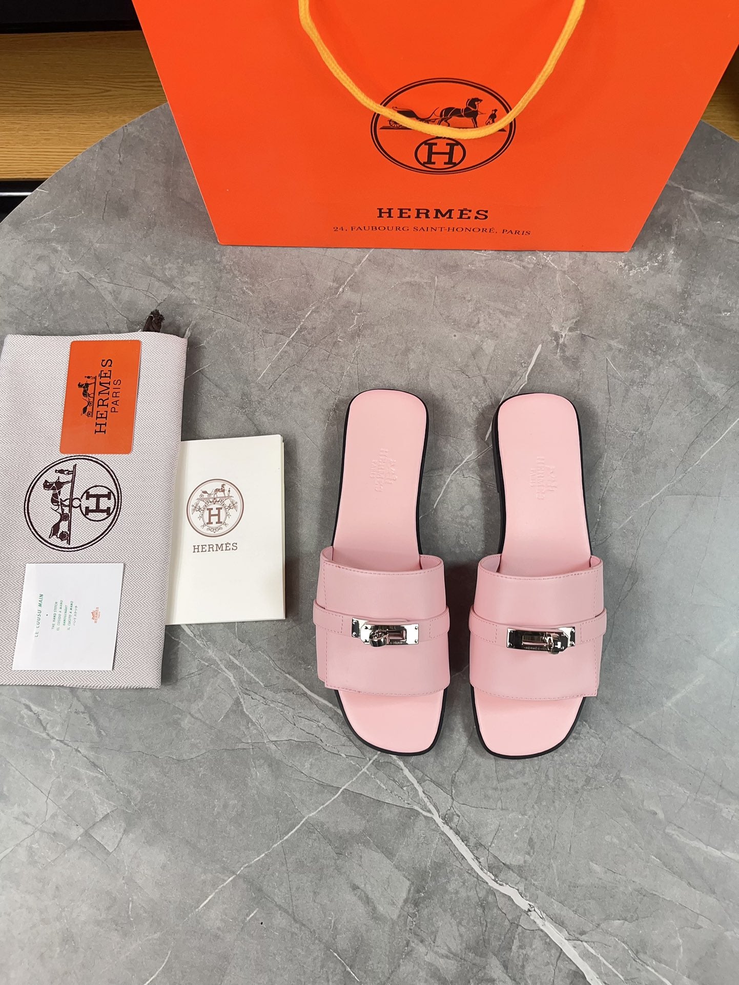 HM 26s Giulia Sandal Kelly Buckle Leather 936453