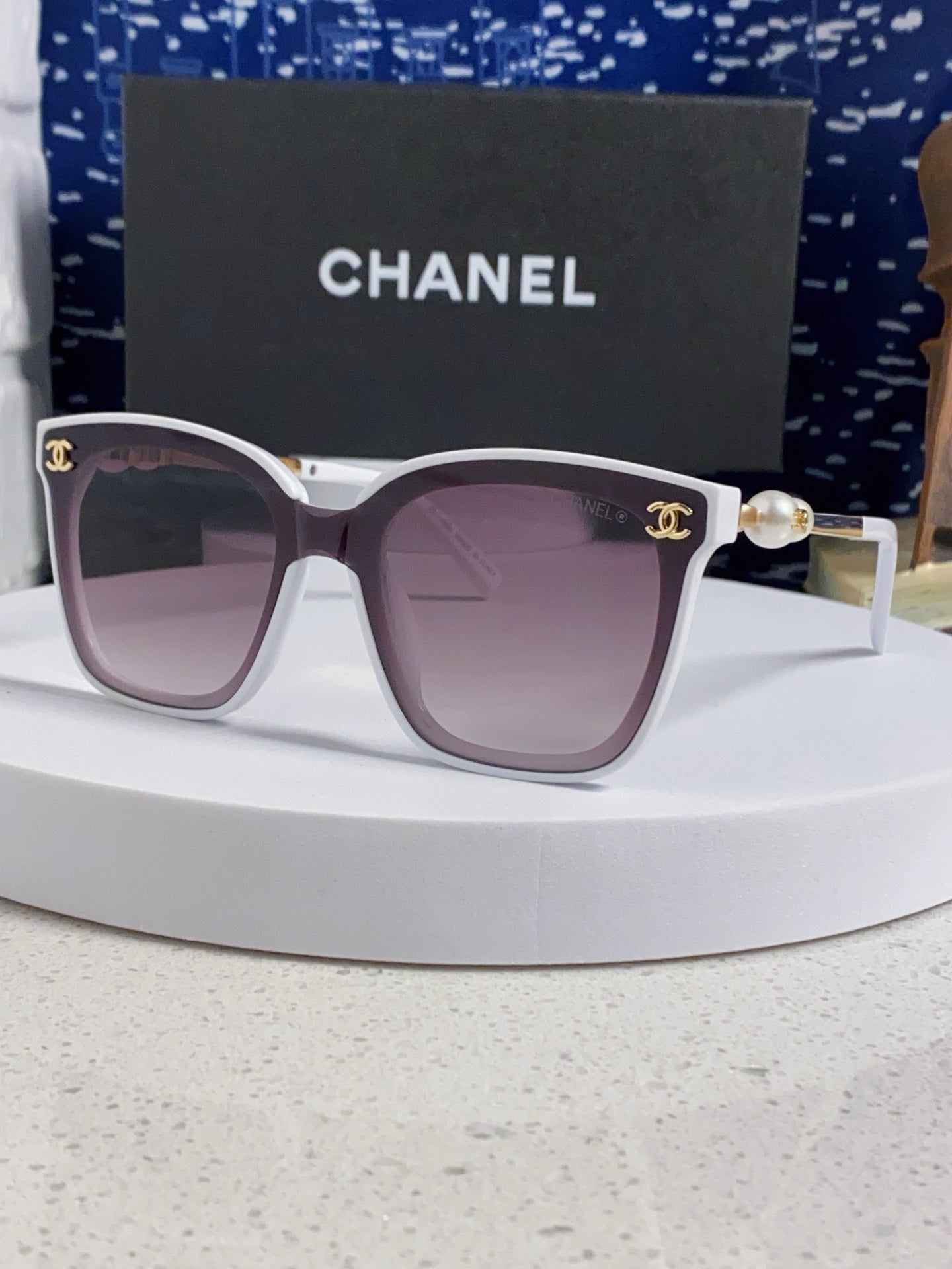 CC Sunglasses 429555