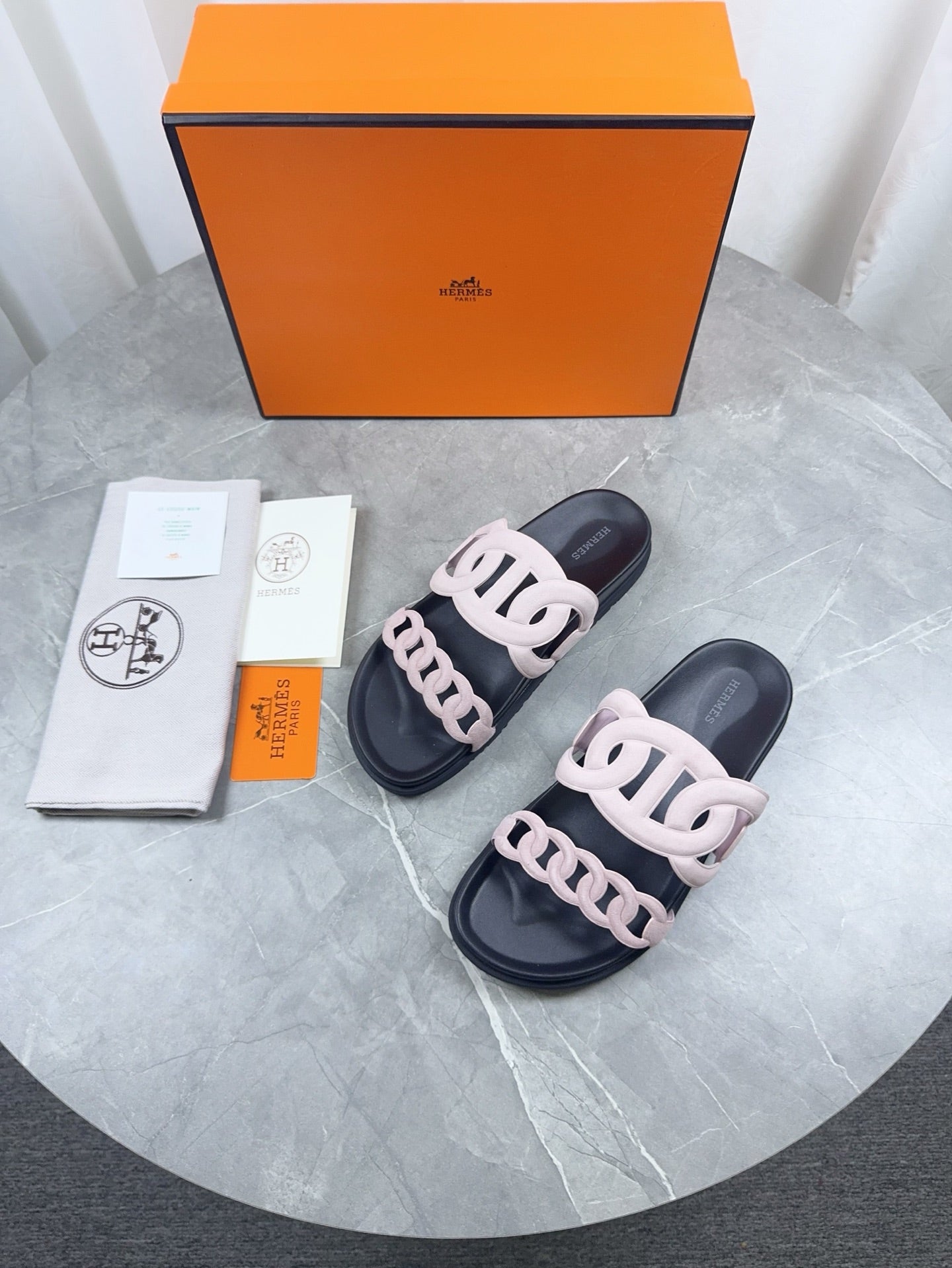 HM 26s Extra Sandals Leather 936539
