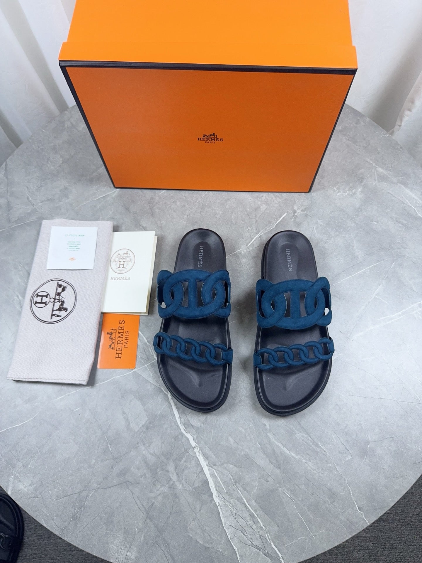 HM 26s Extra Sandals Leather 936539