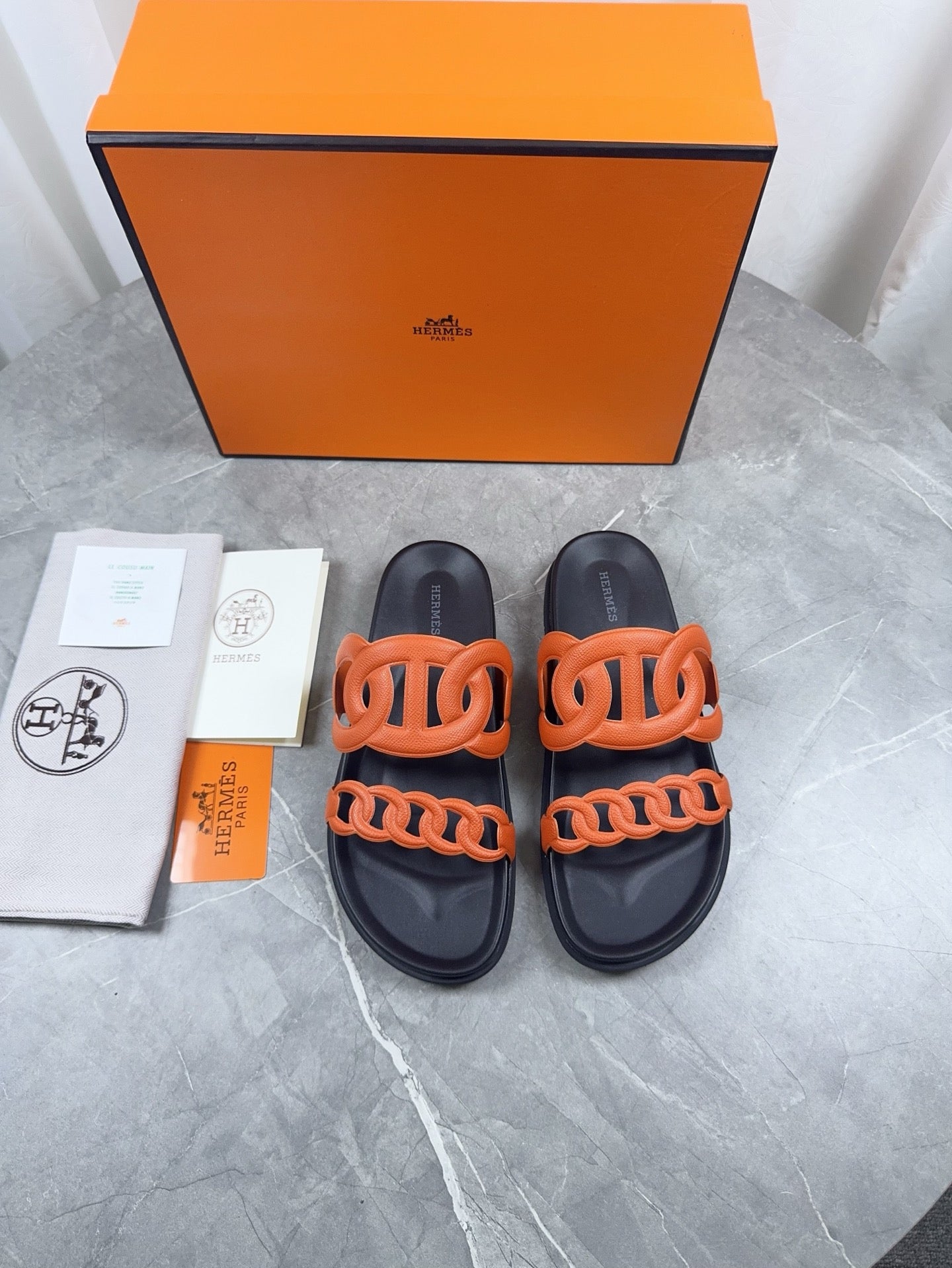 HM 26s Extra Sandals Leather 936539