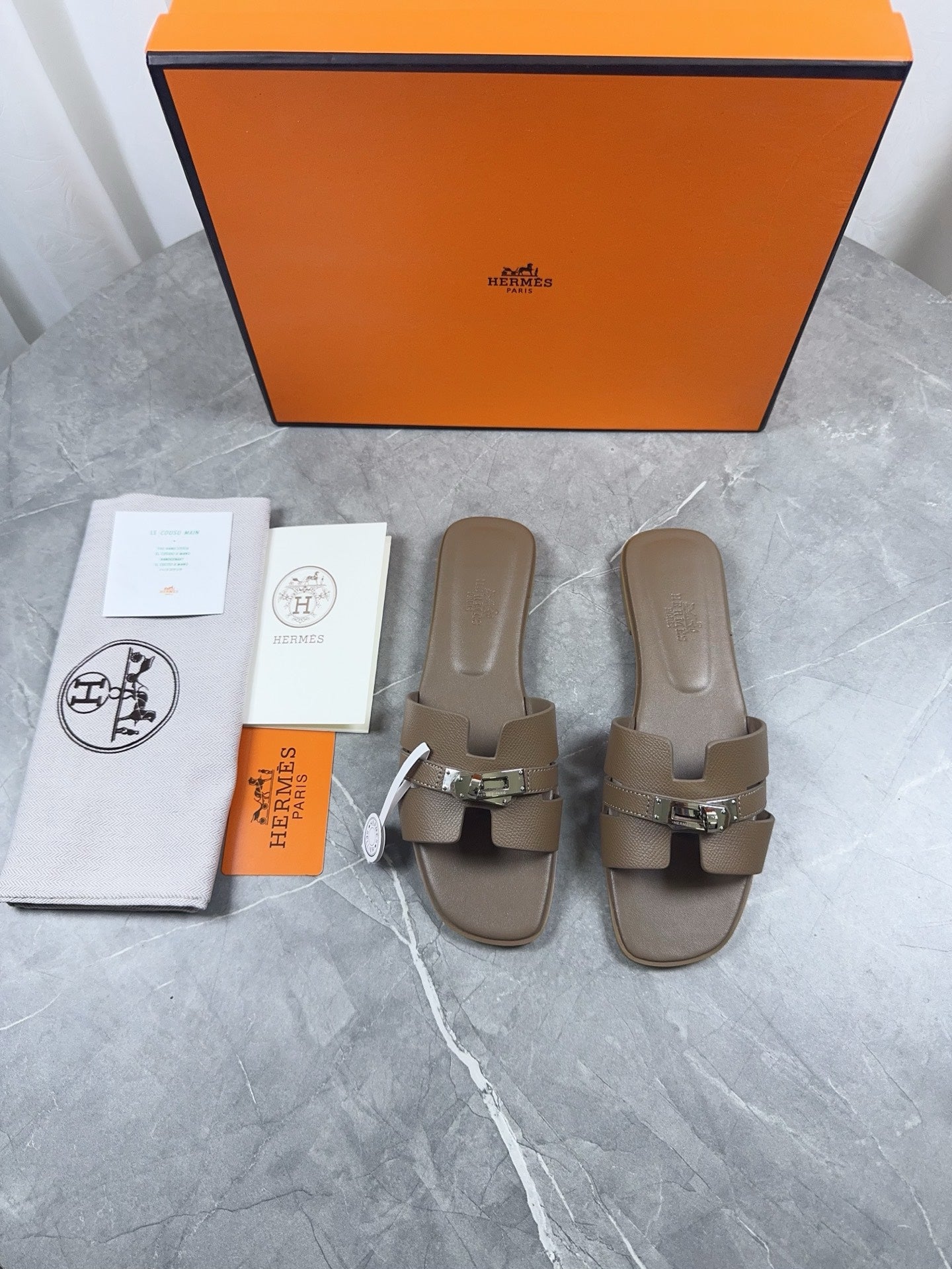 HM Oran Sandal with Kelly Buckle 936539
