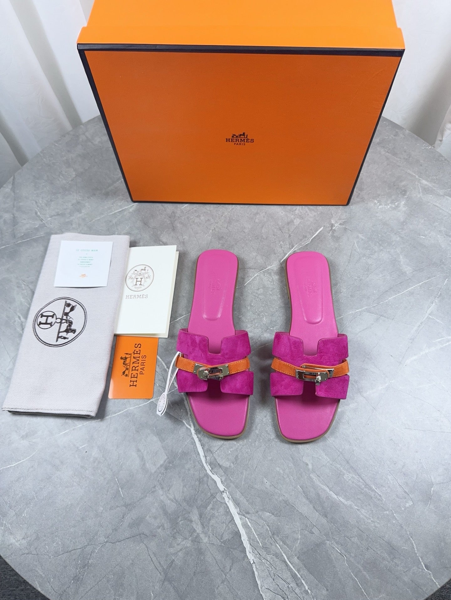 HM Oran Sandal with Kelly Buckle 936539