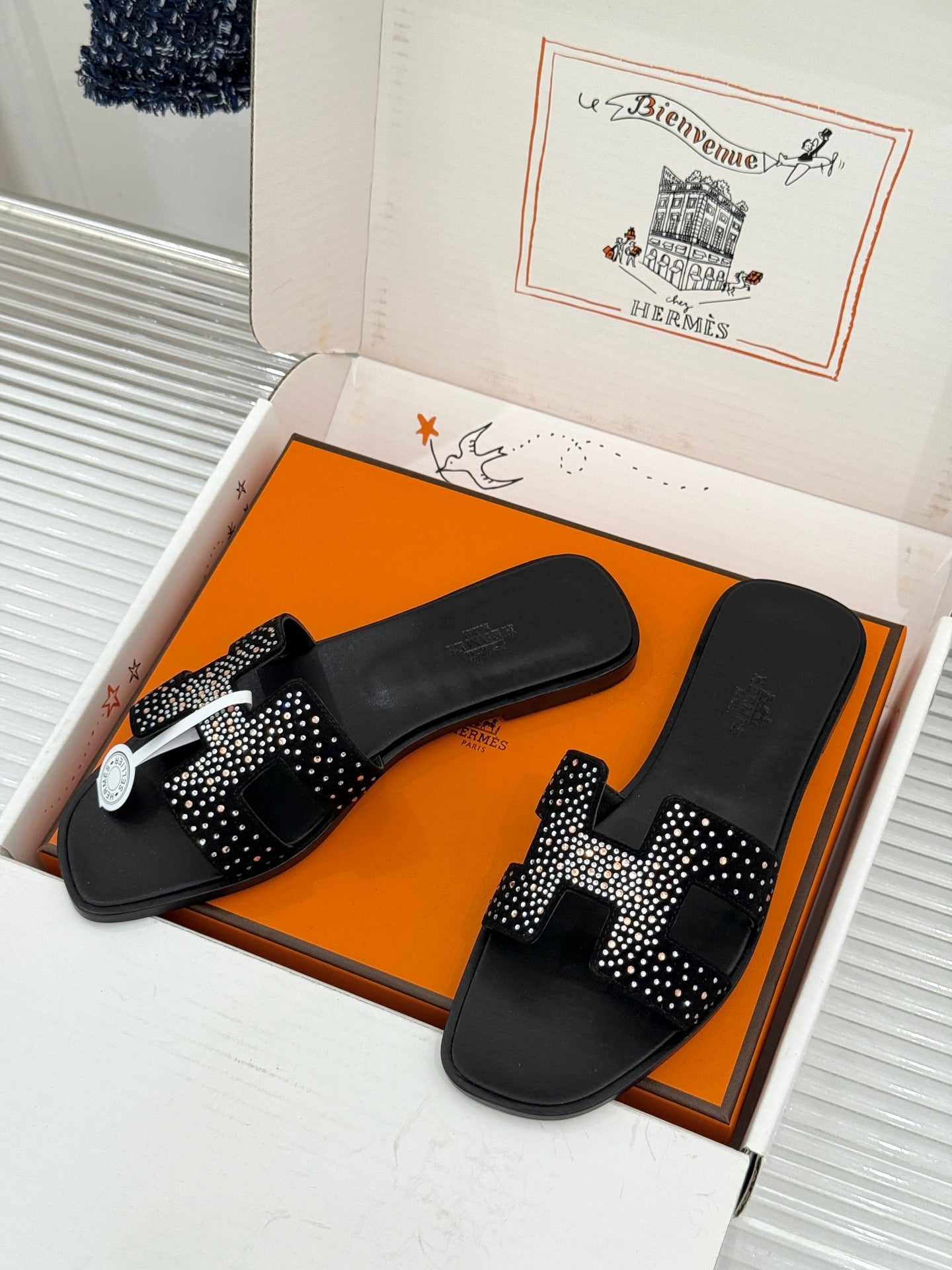 HM 26s Oran Sandals With Crystal-Embellished Suede 991880