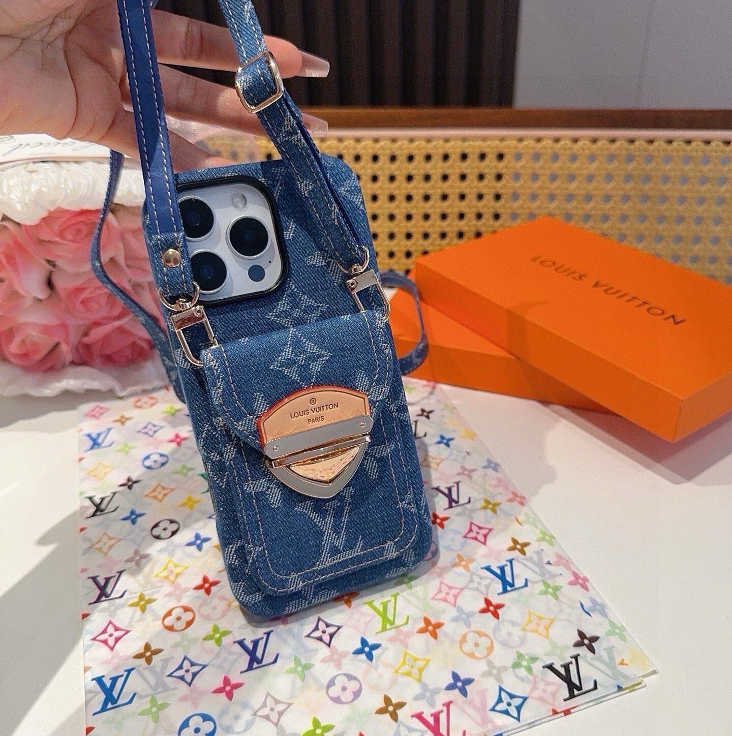 LV iPhone Case 390512
