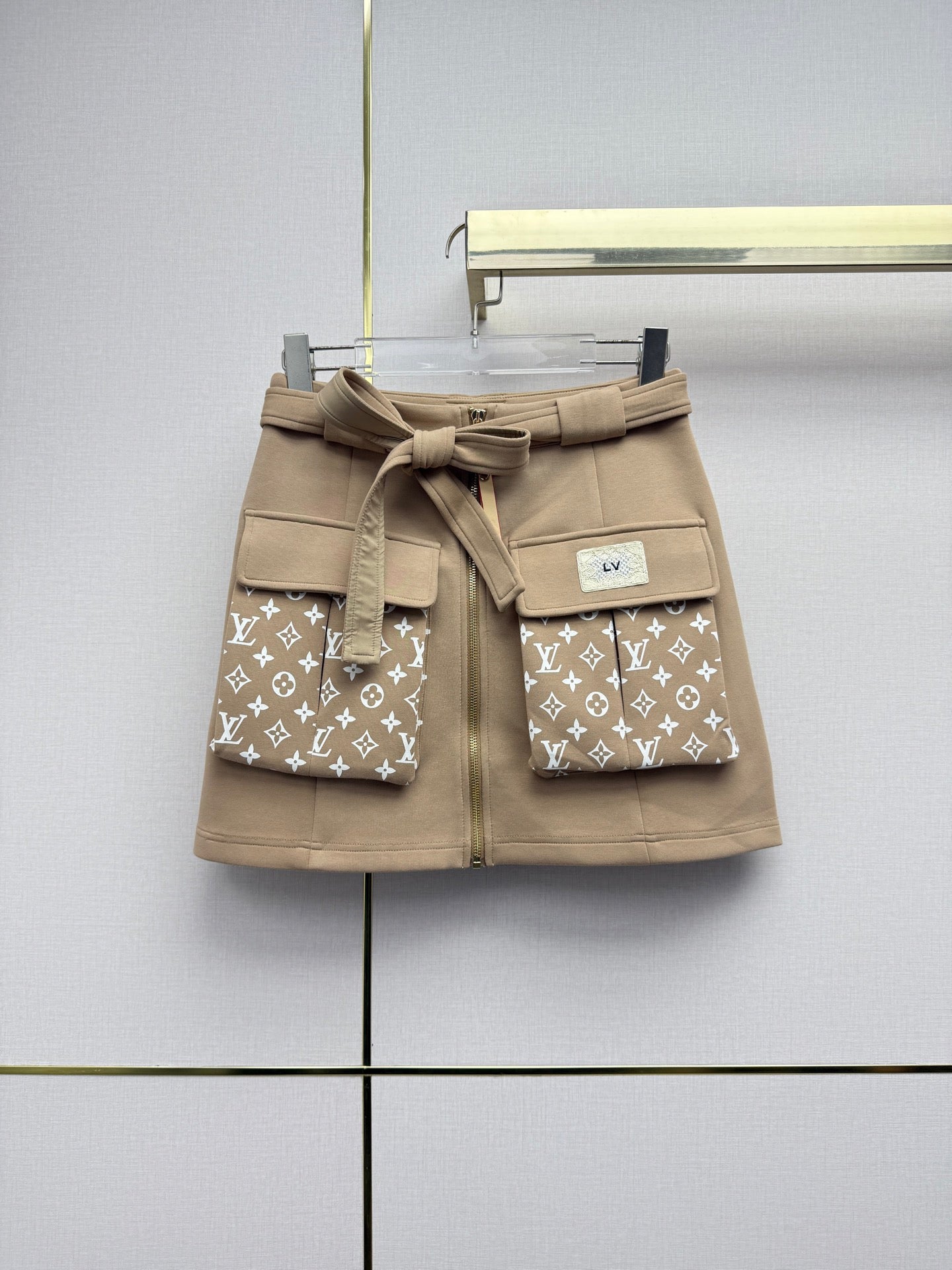 LV 26s Short Workwear Skirt Cashmere 421704