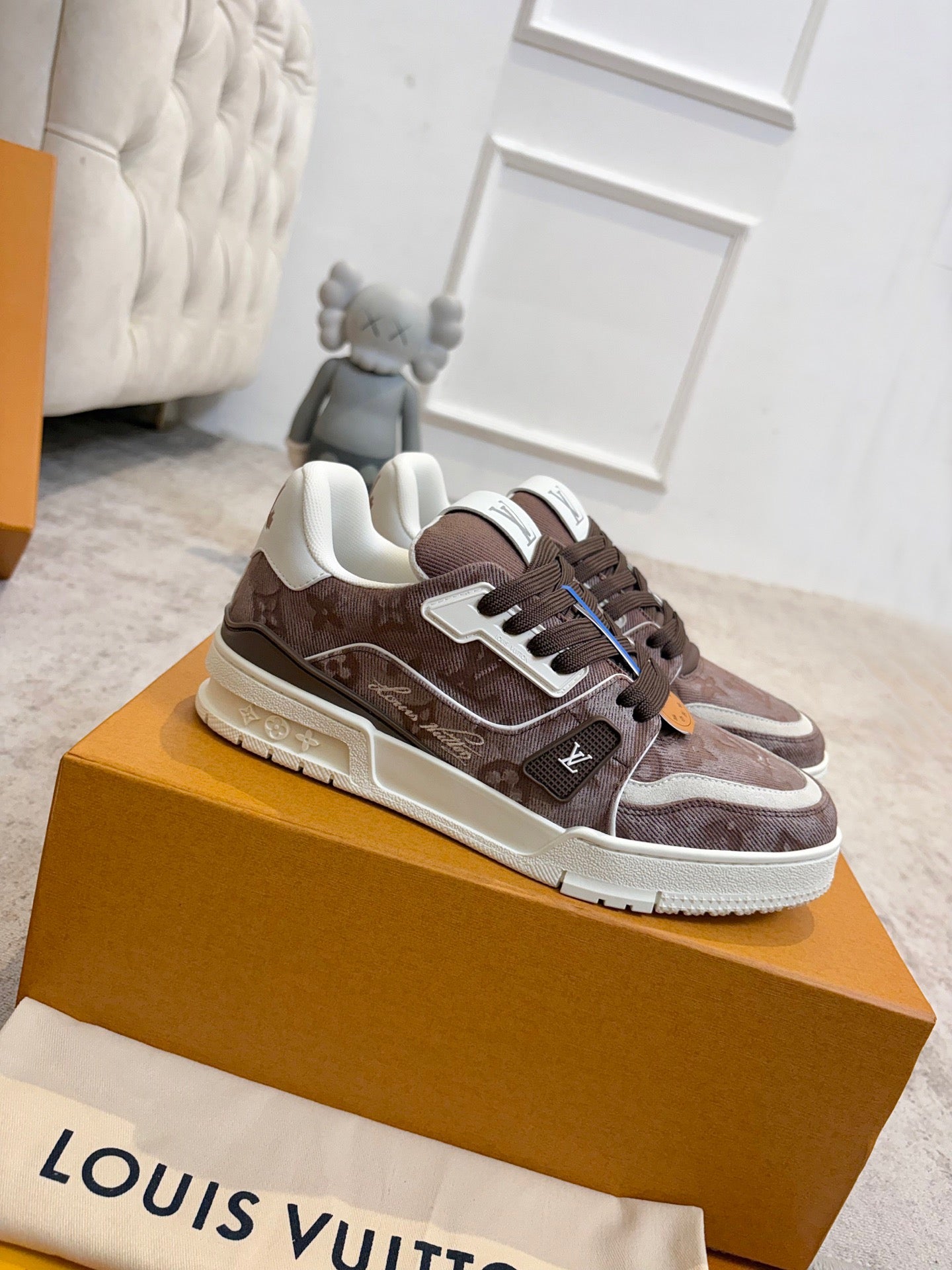 LV 26s Trainer Sneaker Monogram-embossed Calskin 988742