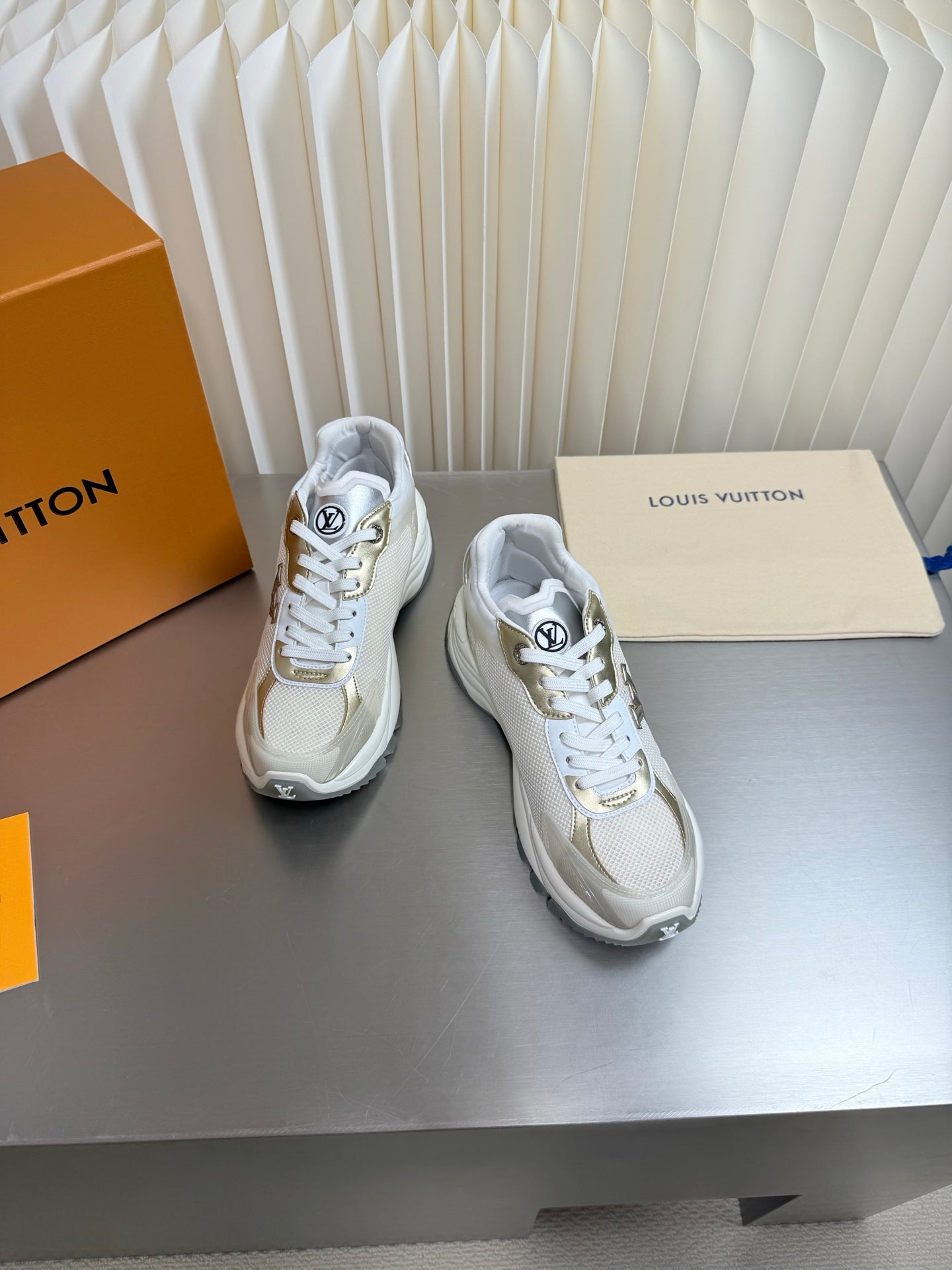 LV 26s Run 55 Sneaker Monogram Denim Laces 989216