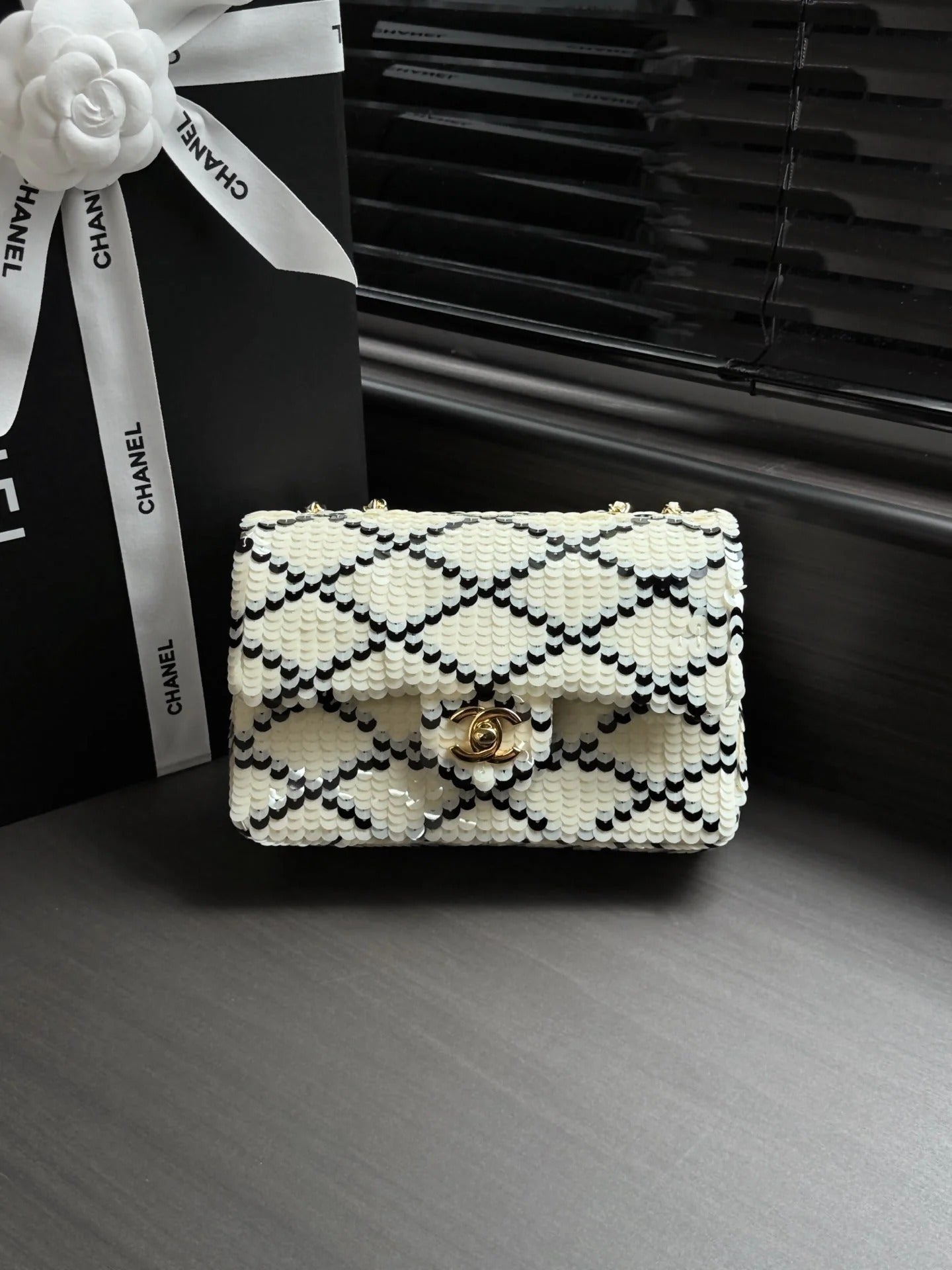 Chanel 2026 Sparkling Sequined Bag 21cm Leather