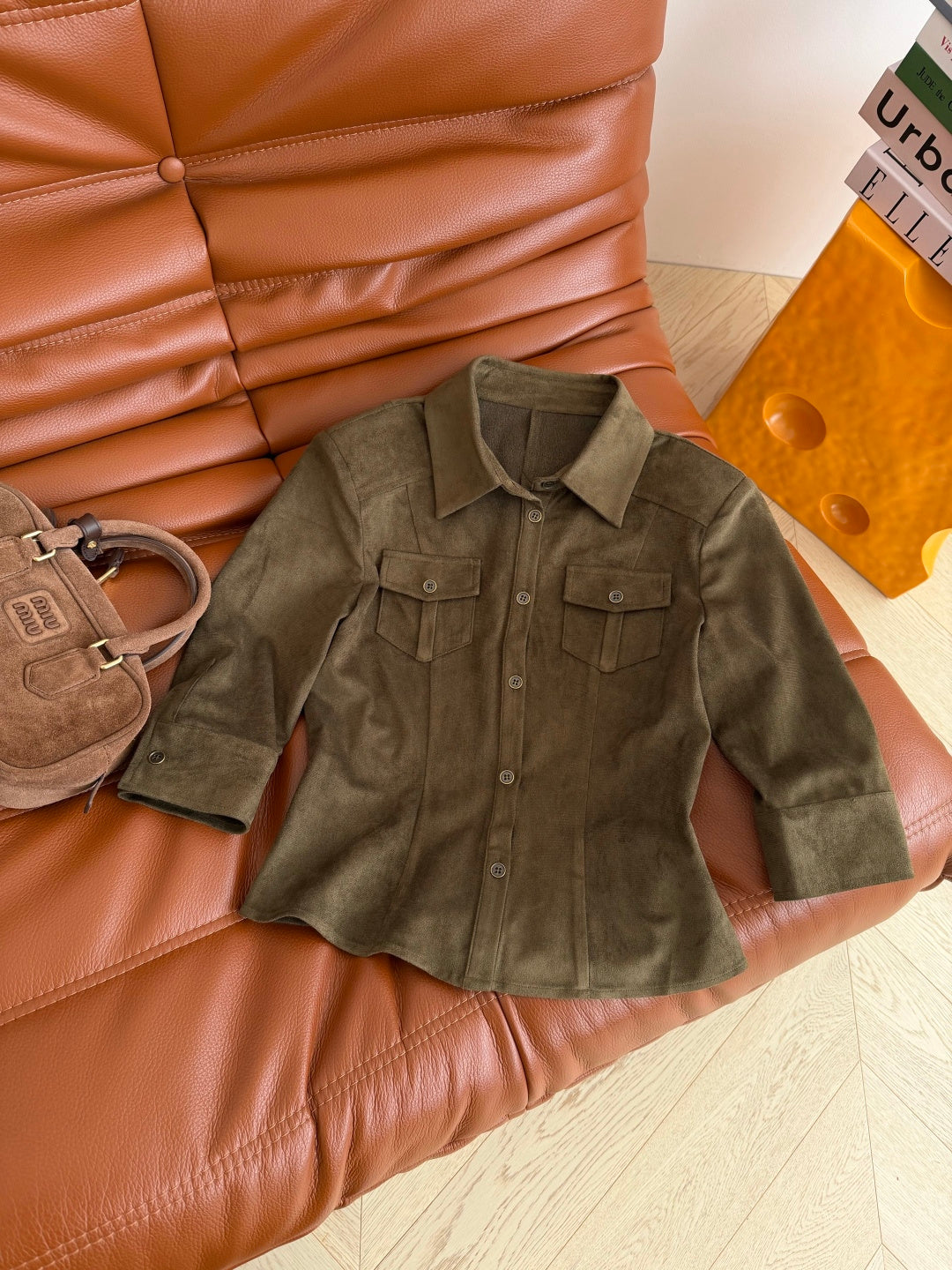 Prada 26s Shirt Triangular Logo Retro Suede 424340