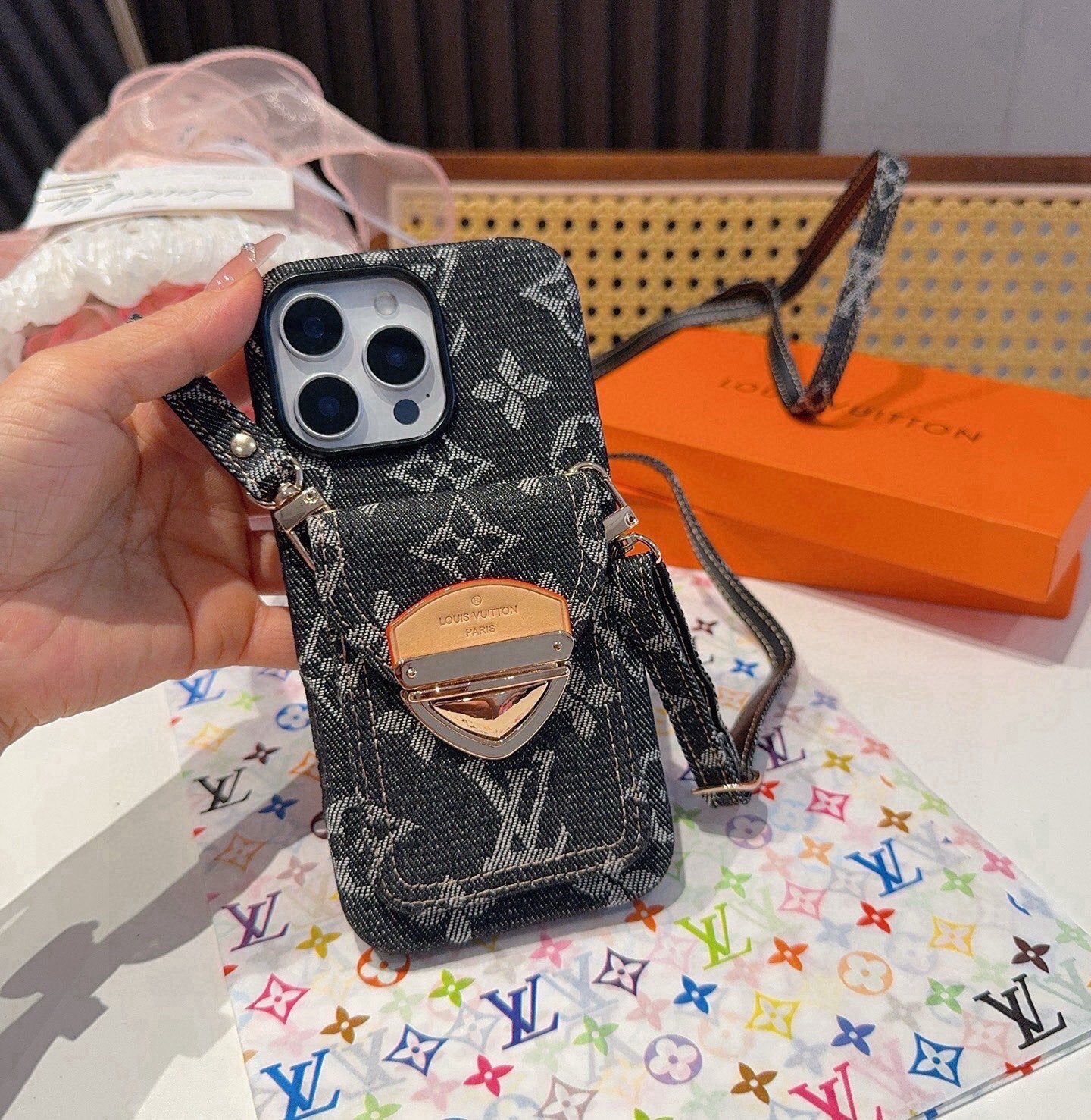 LV iPhone Case 390512