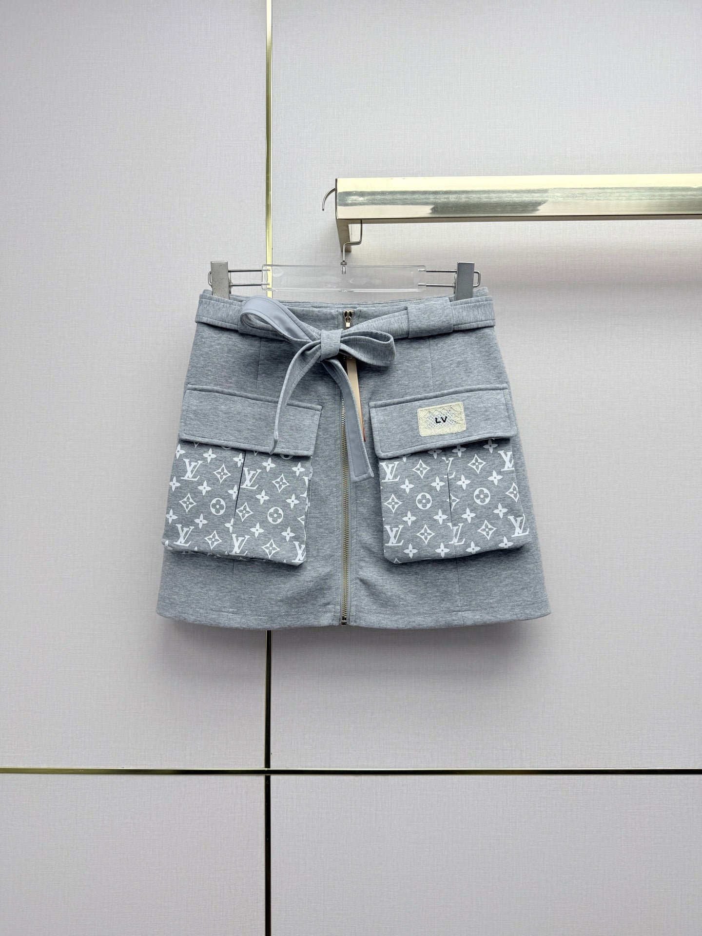LV 26s Short Workwear Skirt Cashmere 421704