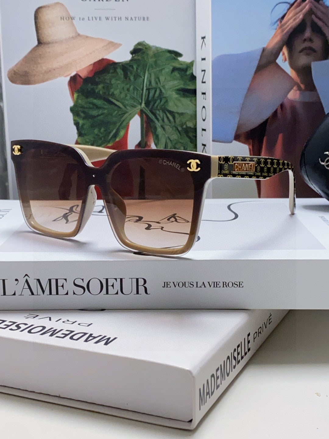 CC Sunglasses 429521