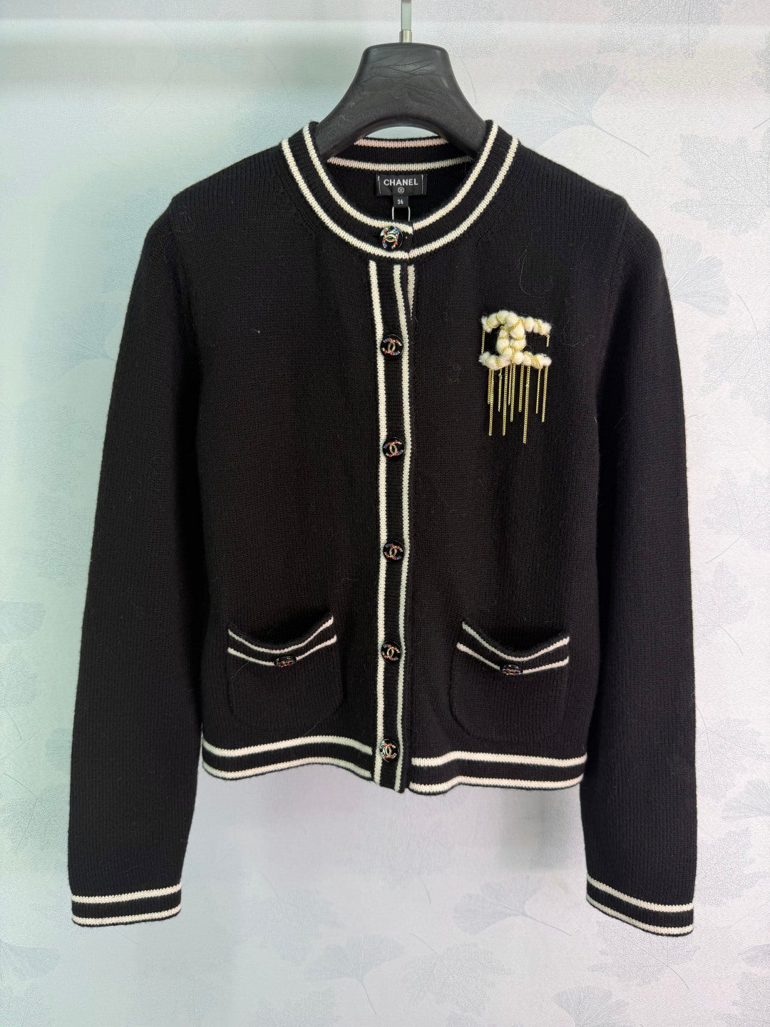 Chanel 2026 Brooch Cardigan Wool 449278
