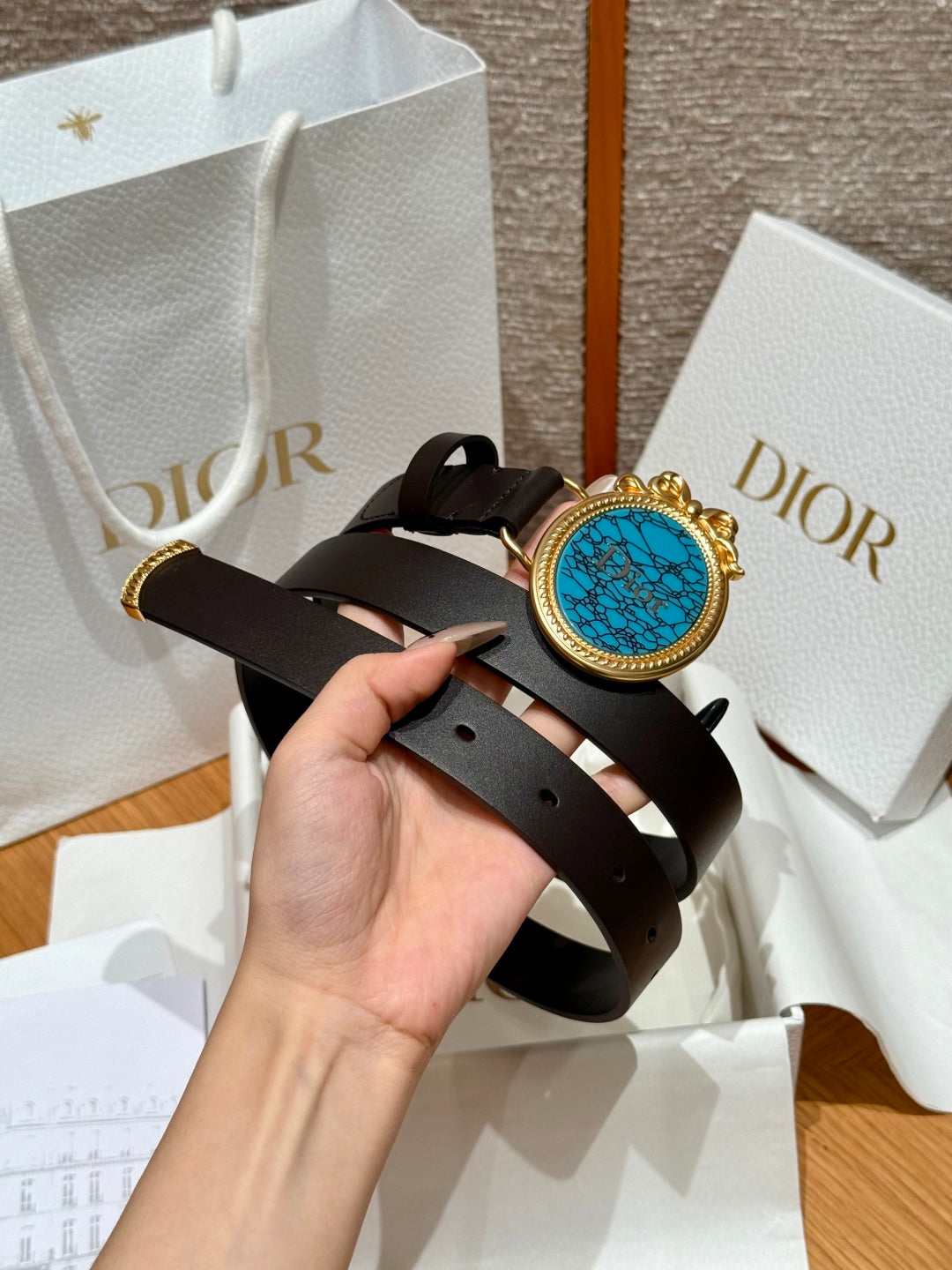 CD 26FW Medaillon Belt 2.5cm Turquoise-Effect Buckle Beige Calfskin 220648